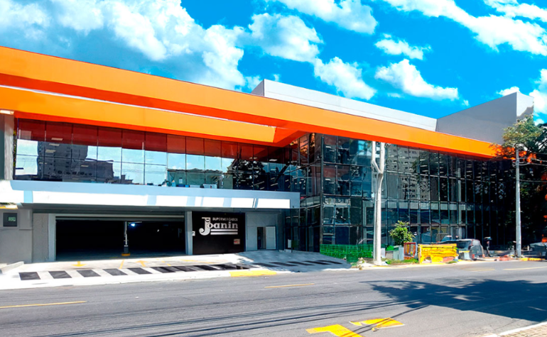 Fachada Panin
